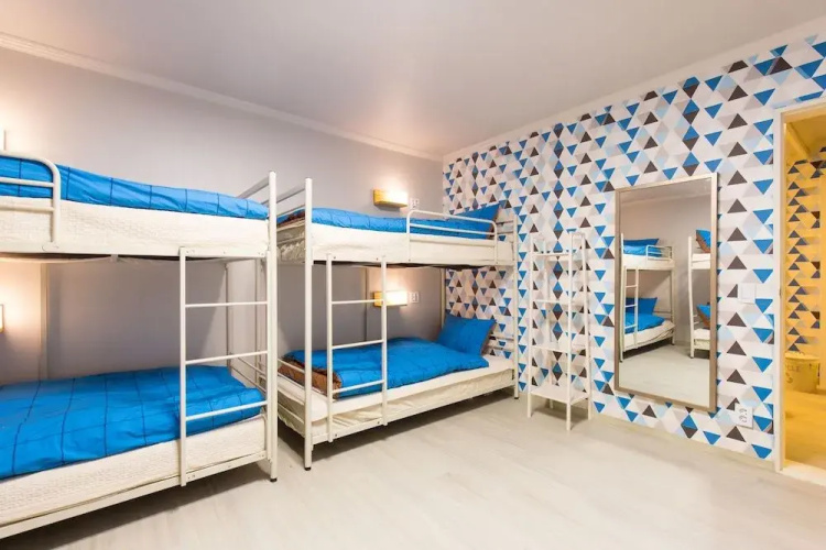 Oh Blue Guesthouse - Hostel