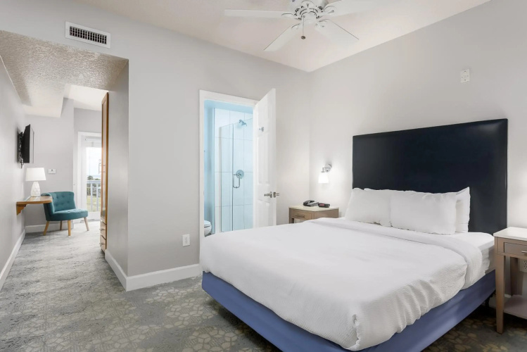 Seaside Amelia Inn