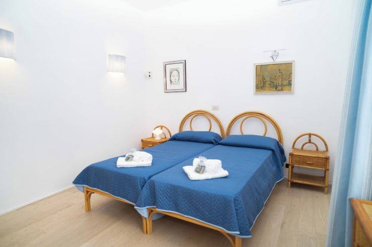 Villa Vintage A 100m Dal Mare - Terracina
