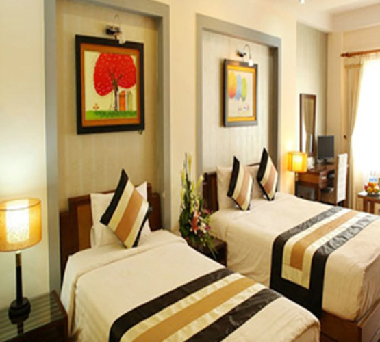 Hotel Taj Galaxy