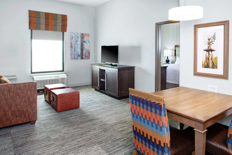 Hampton Inn & Suites Pittsburg Kansas Crossing