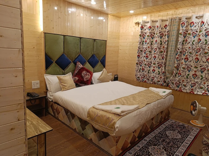 Hotel Pahalgam View