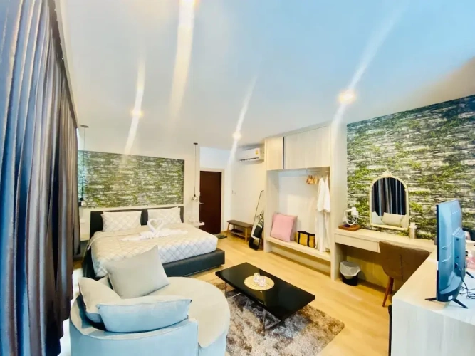 Deluxe Suite