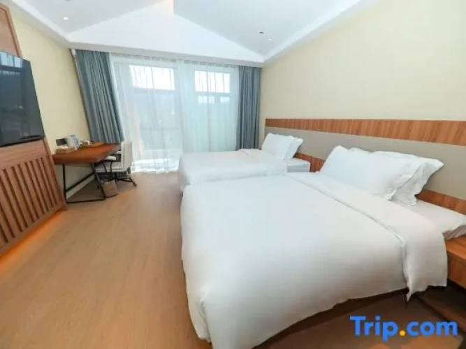 2 Bedrooms Family Suite