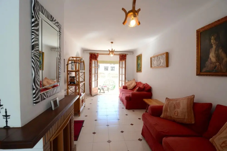 Casa Avinguda Montgo
