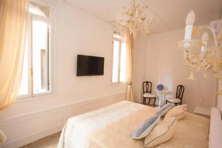 Ca Barba (apartment)
