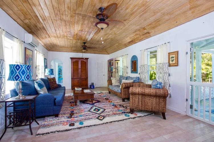 Poponi House