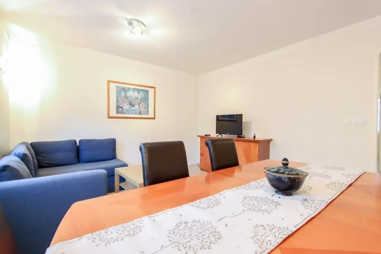 1 Bedroom Apartment with balcony