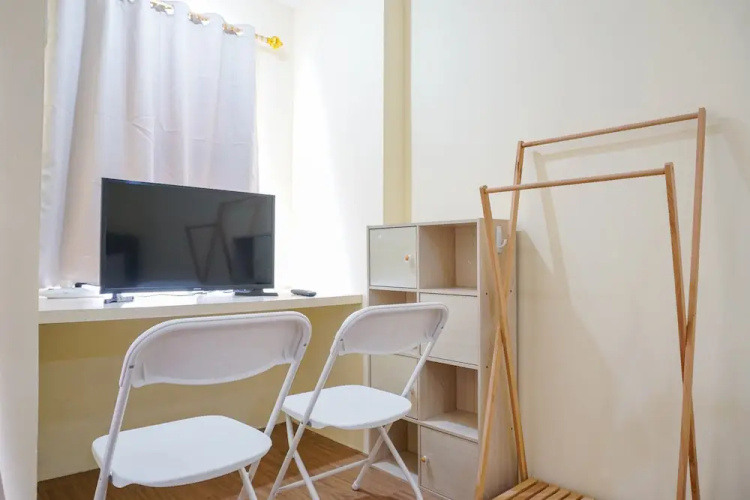 Comfy Studio Apartment at Belmont Residence