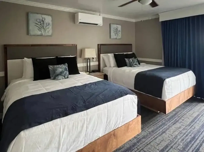 Standard Quadruple room with balcony