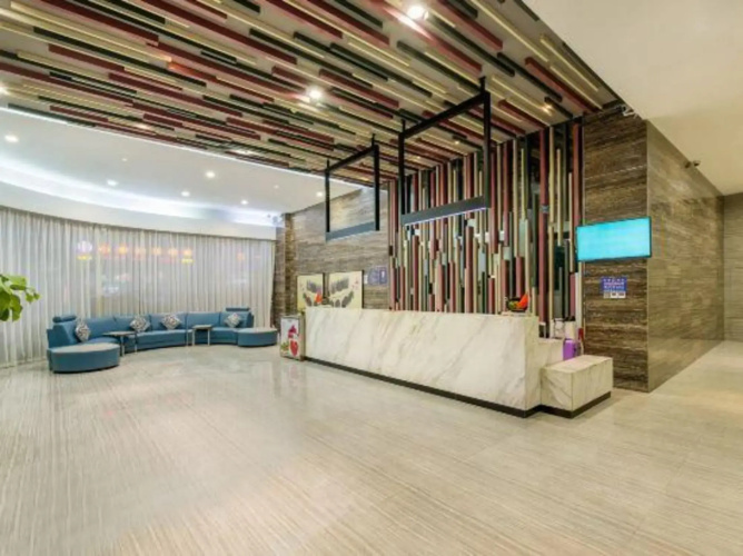 Guanggu Hotel