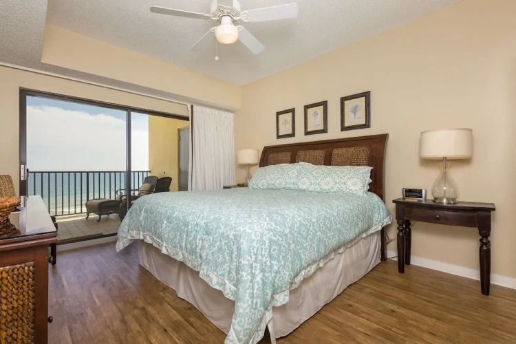 2 Bedrooms Standard room with balcony and with sea view