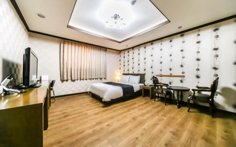 Deluxe Single room