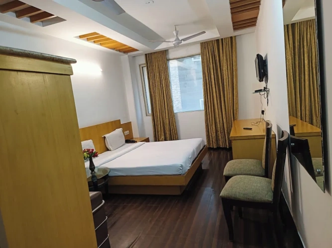 Deluxe Suite