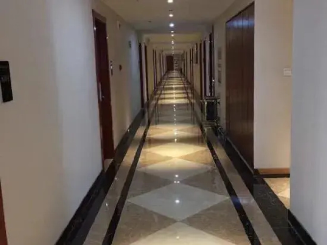 XuanYue Business Hotel