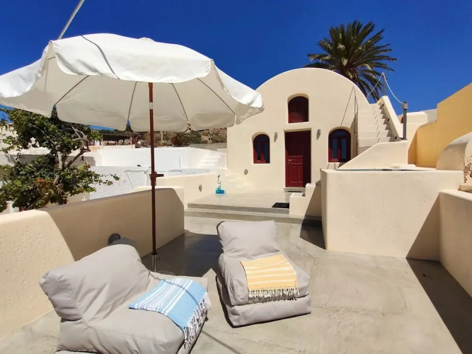 Dreamer's Secret Villa