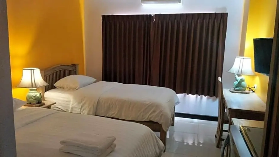 Deluxe Twin room