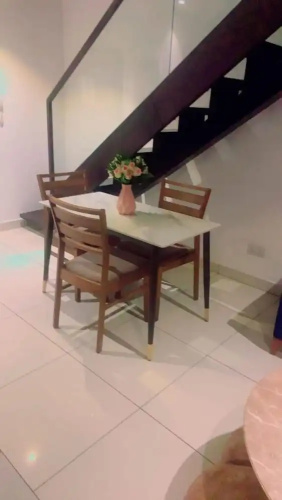 Golden Breeze Suites