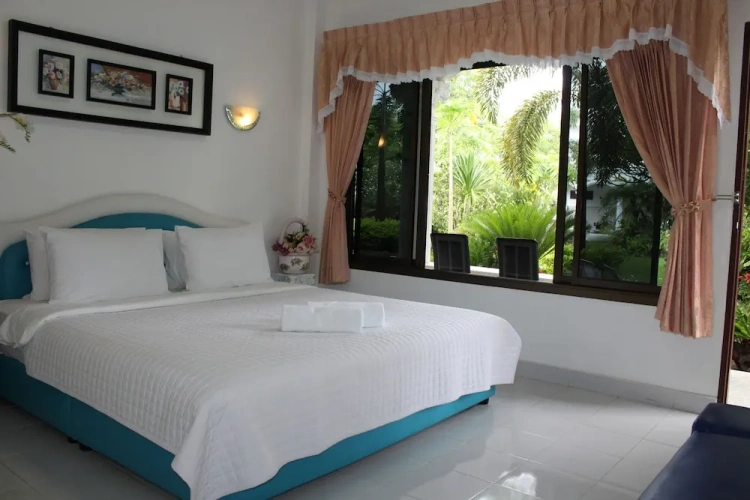Standard Double Family room with balcony and with garden view
