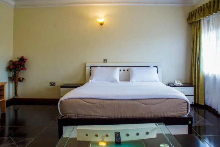 Alfa Hotel Munyonyo