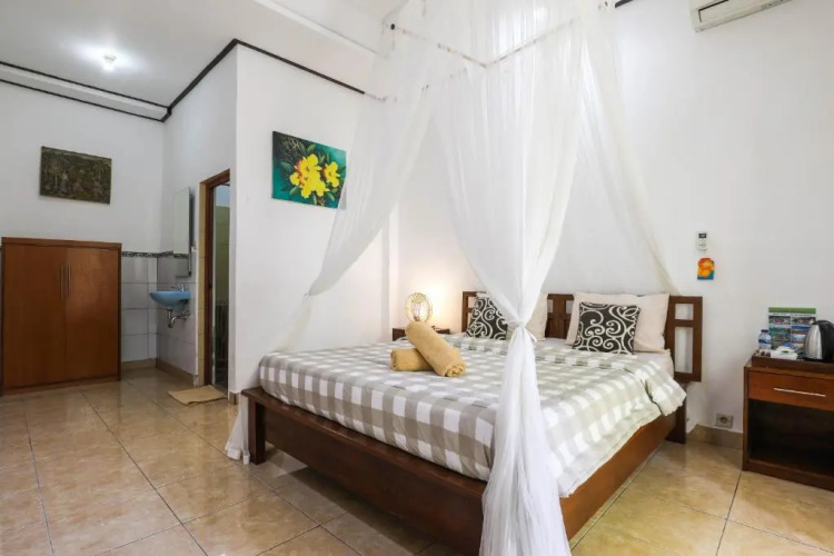 Artha Dewata Home Stay