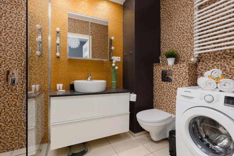 1 Bedroom Apartment with balcony