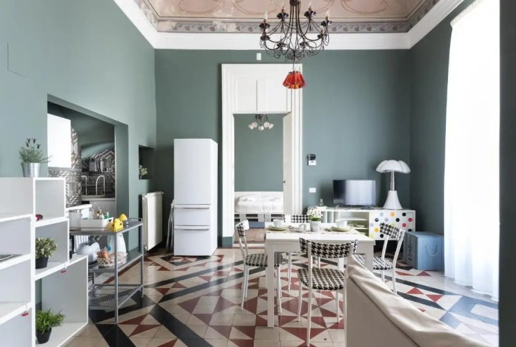 2 Bedrooms Apartment