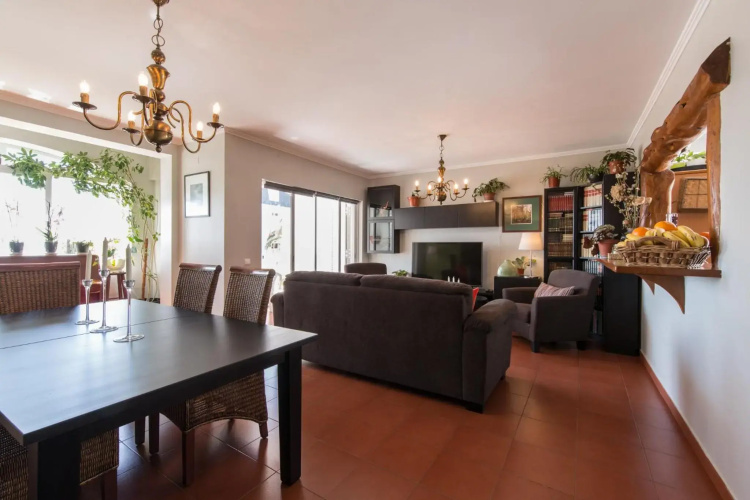 "HomeySuite" in Estoril Beach Apartment