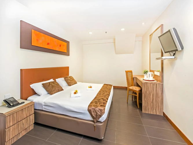 Hotel 81 Tristar