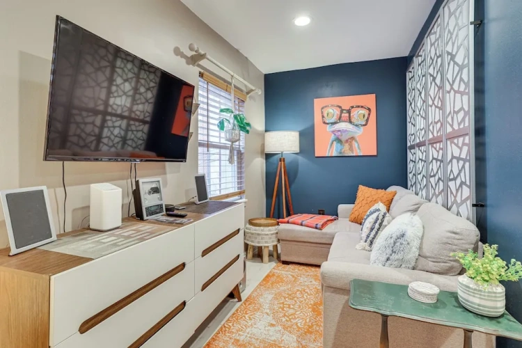 Guest rooms