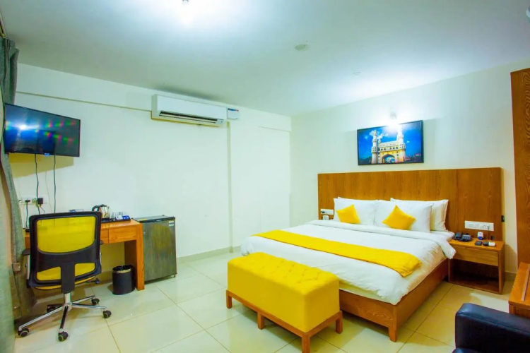 Northern Suites @ E Block