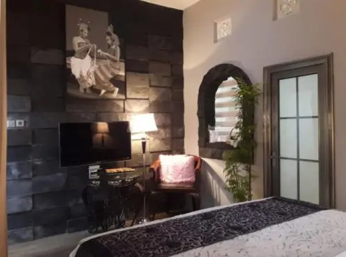Jerry's Guest House