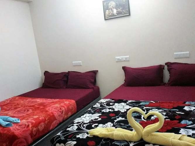 Krish Rooms And Stay