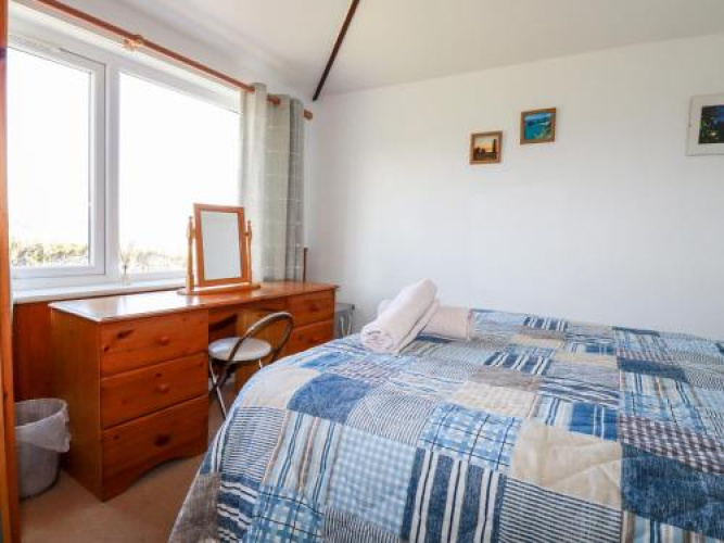 The Annexe, Laburnum