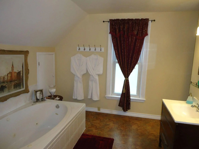 Absolute Elegance Bed & Breakfast