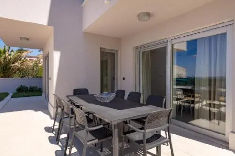 Luxury Villa Karla
