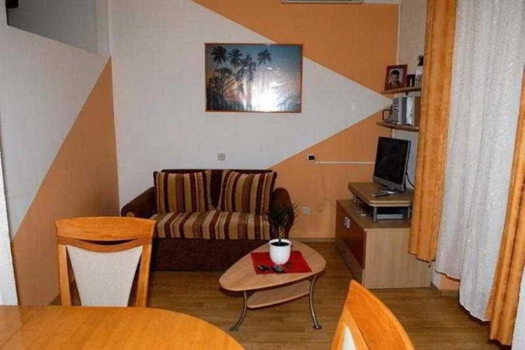 Lile Apartmani
