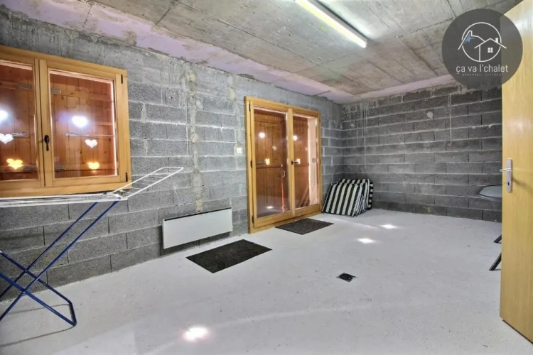 3 Bedrooms Chalet