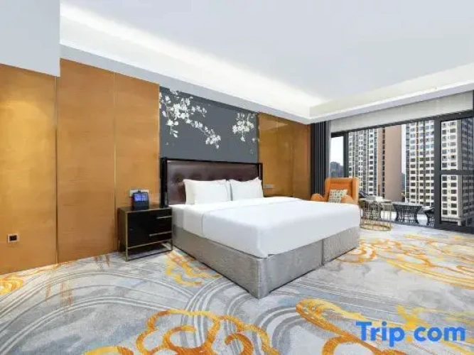 Executive Attic Suite