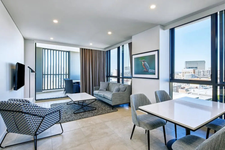 Meriton Suites Liverpool