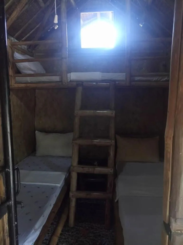 Bahay Kawayan Backpackers Inn