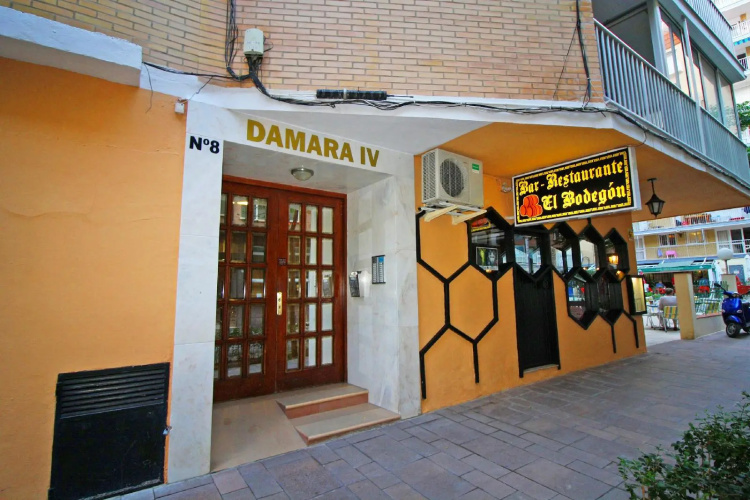 Holiday Apartment Damara IV