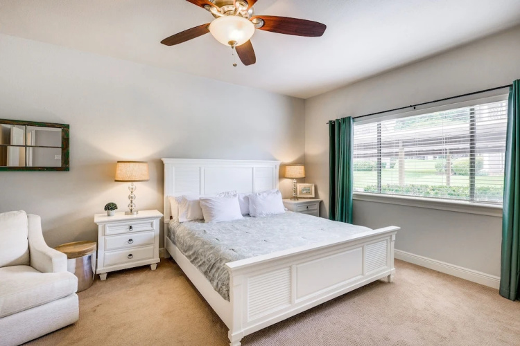Beautiful Waterfront Condo on Lake Conroe w/ Dock