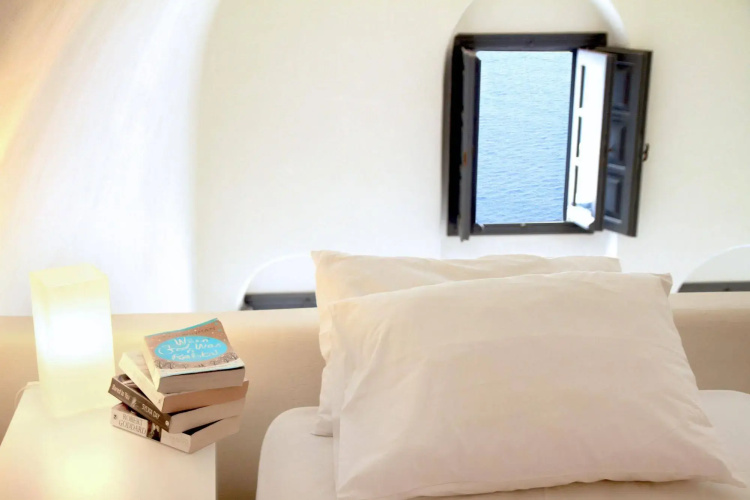Alafouzou Cave Loft