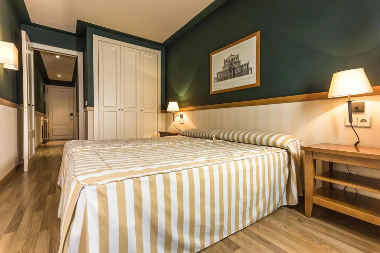 1 Bedroom Twin Family Apartment