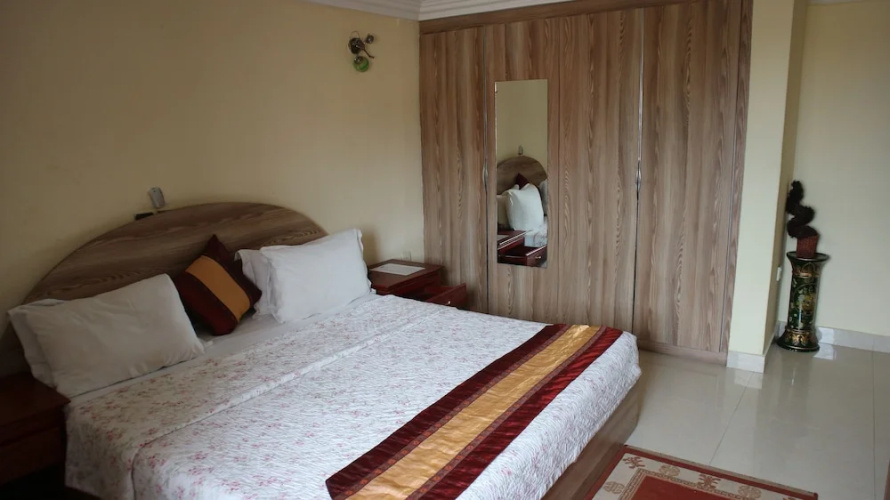Krisview Hotel