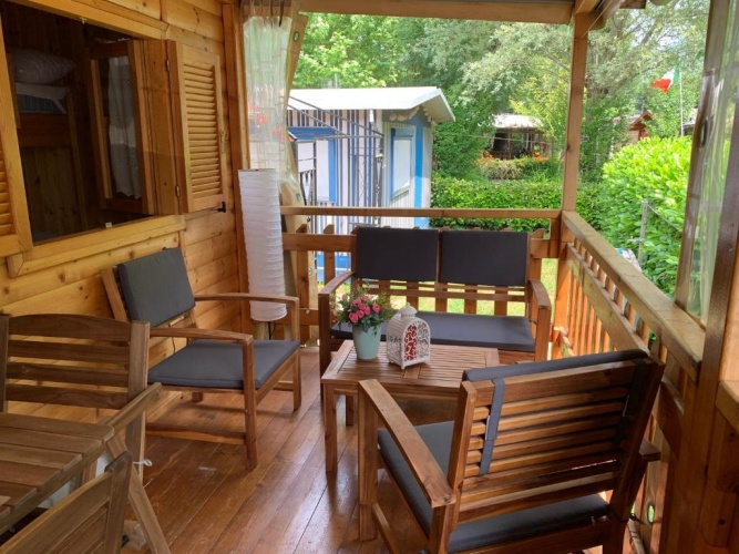 2 Bedrooms Chalet