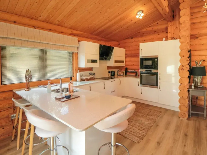 Wainstones Lodge 2
