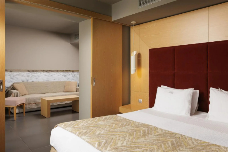Elysion Hotel