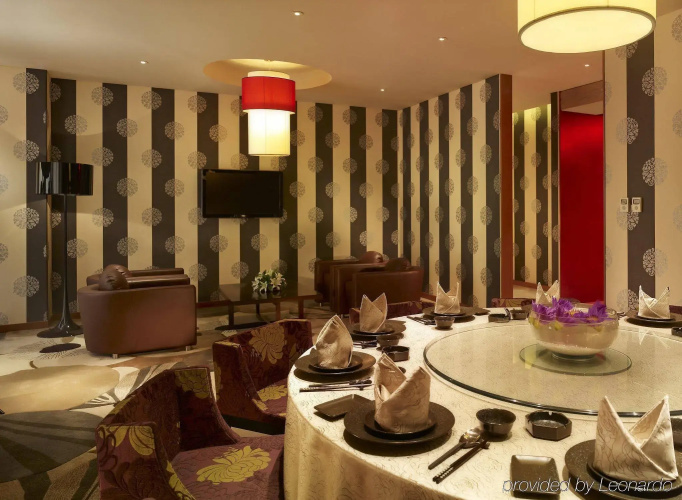Park Plaza West